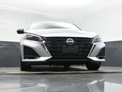 Used 2024 Nissan Altima 2.5 SV image 45