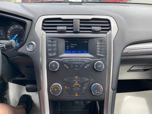 Used 2019 Ford Fusion S image 15