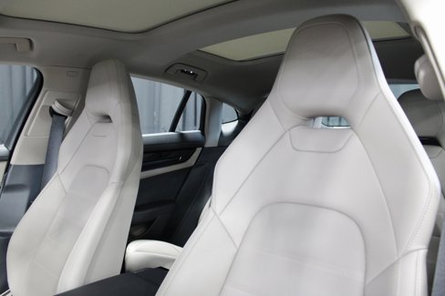 New 2025 Porsche Panamera 4 image 5