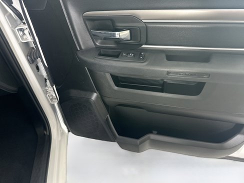 Used 2024 RAM 1500 Classic Warlock image 29