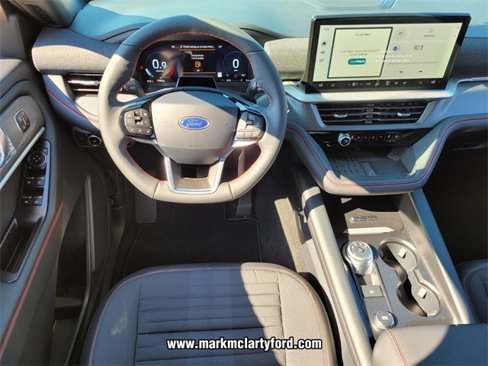 New 2025 Ford Explorer ST-Line w/ Premium Package image 7