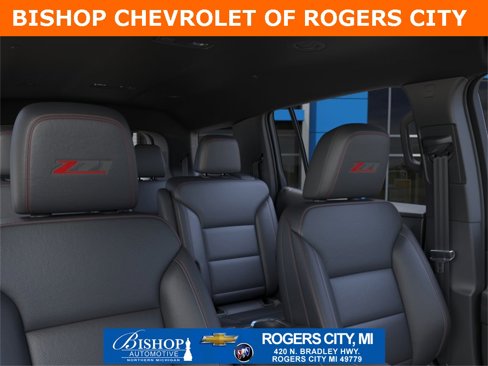 New 2026 Chevrolet Traverse Z71 w/ Driver Confidence Package image 24