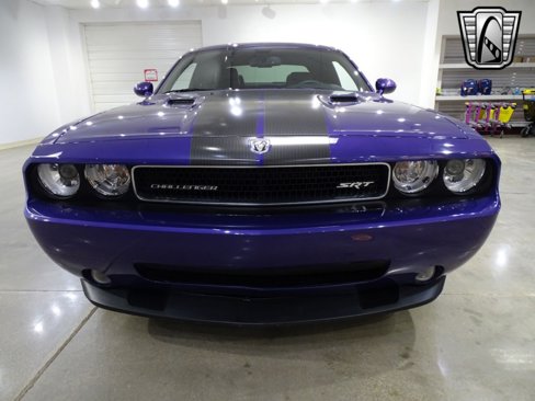 Used 2010 Dodge Challenger SRT8 w/ SRT Option Group II image 10