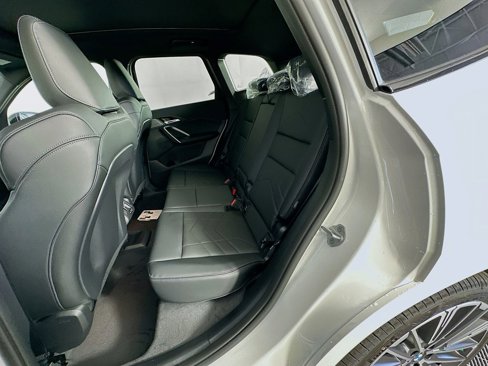 New 2026 BMW X1 xDrive28i w/ Technology Package image 32