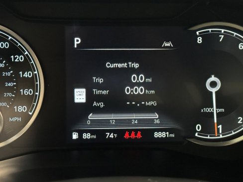 Used 2025 Genesis G70 2.5T image 79