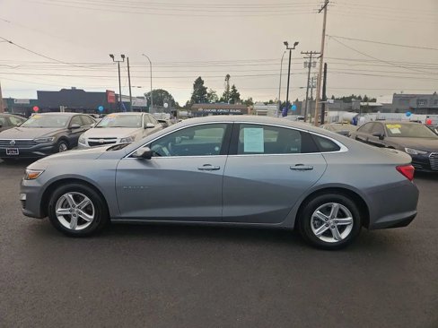Used 2023 Chevrolet Malibu LT image 4