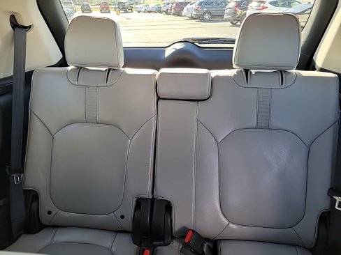 New 2025 Honda Pilot Touring image 19
