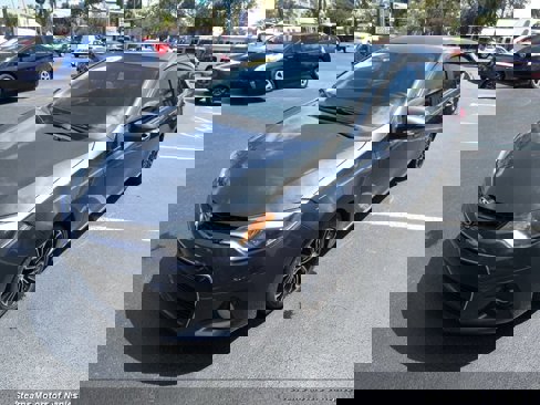 Used 2016 Toyota Corolla S image 3
