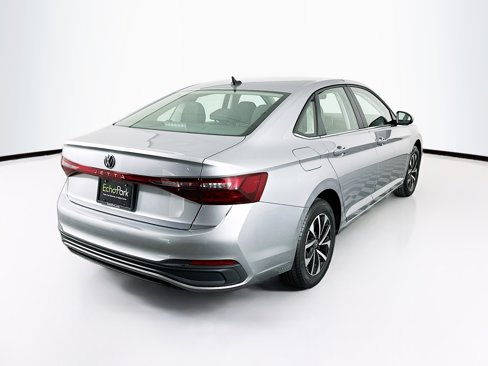 Used 2025 Volkswagen Jetta S image 9
