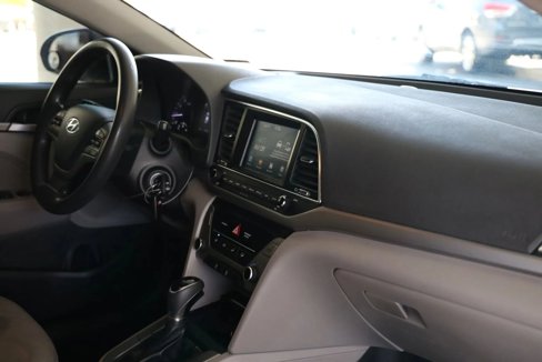 Used 2018 Hyundai Elantra SEL image 14