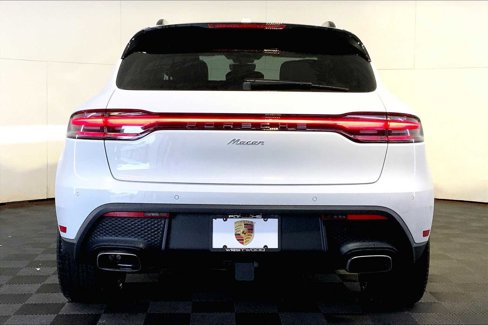 New 2026 Porsche Macan image 6