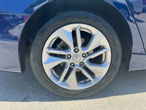 Used 2018 Honda Accord LX image 20
