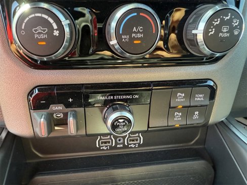 Used 2025 RAM 1500 Big Horn image 27
