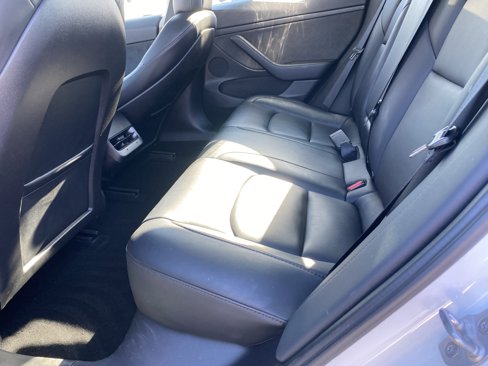 Used 2023 Tesla Model 3 Standard Range image 15