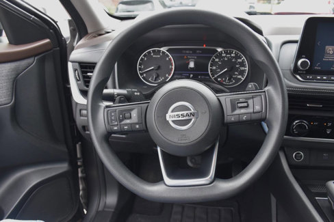 Used 2021 Nissan Rogue S image 18