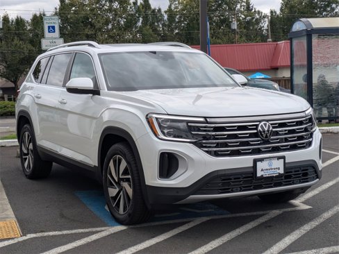 New 2025 Volkswagen Atlas SEL image 7