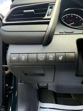 Used 2021 Toyota Camry SE image 13
