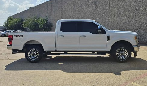Used 2020 Ford F250 XLT w/ XLT Premium Package image 2