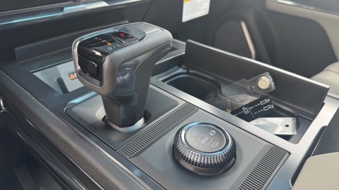 New 2026 GMC Hummer EV SUV image 28