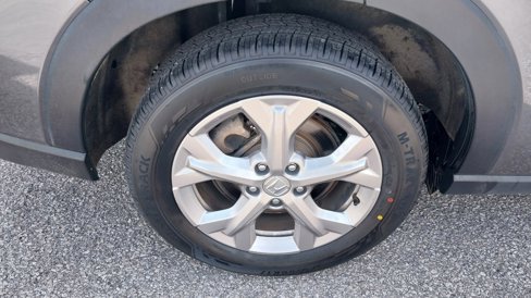 Used 2025 Honda HR-V LX image 11