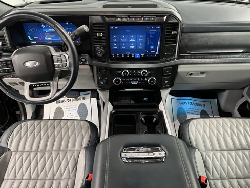 Used 2024 Ford F350 Limited image 30