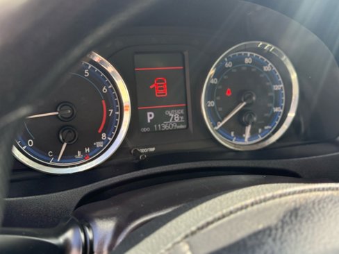 Used 2019 Toyota Corolla LE image 14