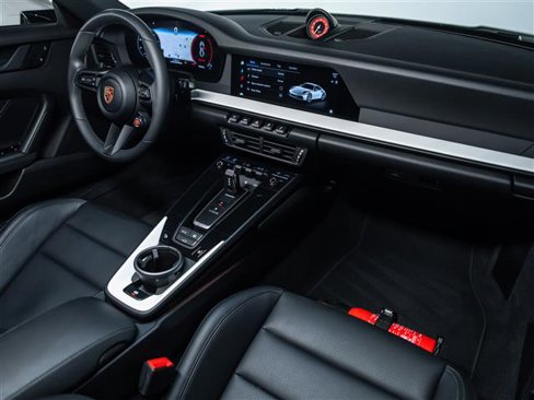 Certified 2025 Porsche 911 Carrera image 30