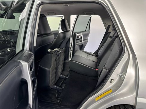 Used 2021 Toyota 4Runner SR5 Premium image 31