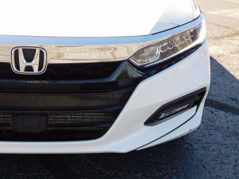 Used 2019 Honda Accord EX-L image 9