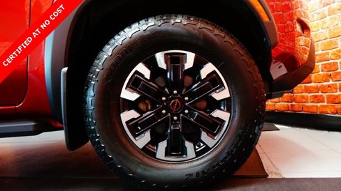 Used 2023 Nissan Frontier PRO-4X w/ Pro Convenience Package image 94