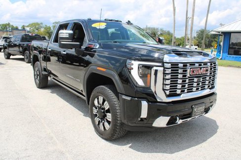 Used 2024 GMC Sierra 2500 Denali w/ Denali Reserve Package image 16