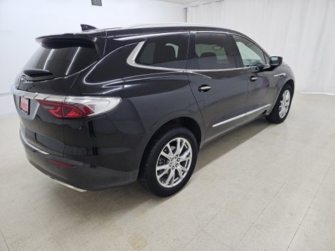 Used 2023 Buick Enclave Essence w/ Experience Buick Package image 16