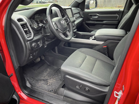 Used 2022 RAM 1500 Big Horn w/ Night Edition image 13