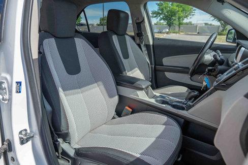 Used 2017 Chevrolet Equinox LT w/ Driver Confidence Package II image 10