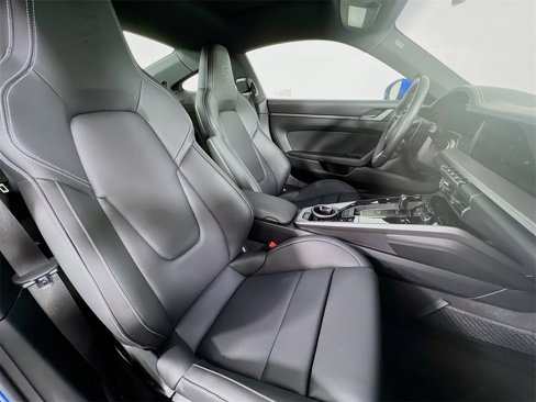 Certified 2025 Porsche 911 Carrera image 29