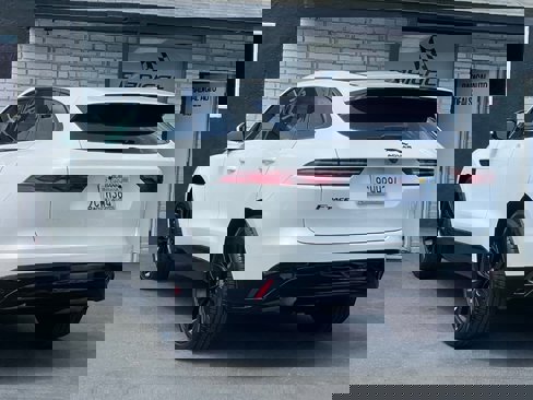 Used 2023 Jaguar F-PACE S image 15
