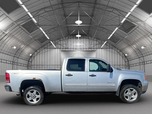Used 2012 GMC Sierra 2500 SLE w/ SLE Preferred Package image 2