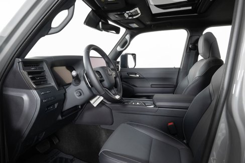 Used 2025 Lexus GX 550 image 13