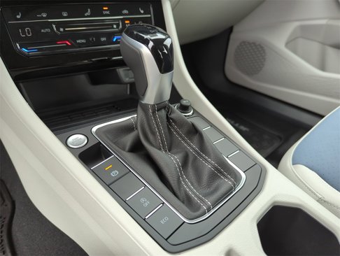 New 2025 Volkswagen Jetta SE image 34