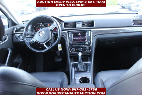 Used 2016 Volkswagen Passat 1.8T SE image 8