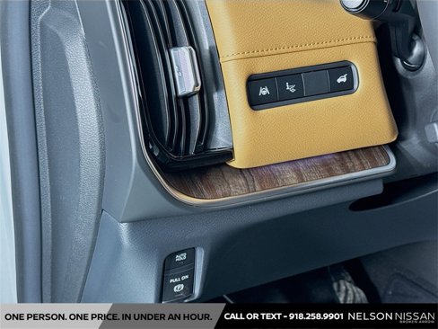 New 2025 Nissan Armada Platinum Reserve image 10