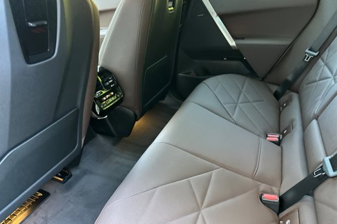 New 2026 BMW iX xDrive60 w/ Premium Package image 9