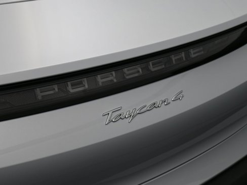 New 2025 Porsche Taycan image 24
