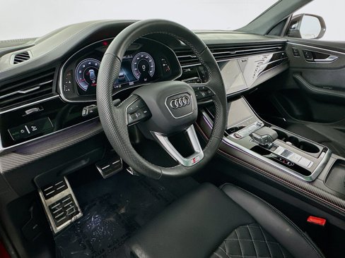 Used 2024 Audi SQ8 Prestige w/ Prestige Package image 7