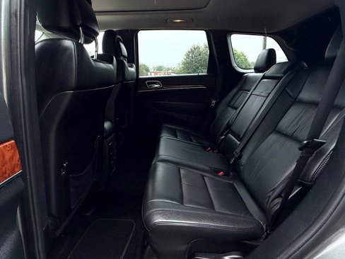Used 2013 Jeep Grand Cherokee Limited w/ Trailer Tow Group IV image 24