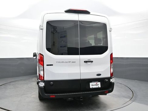 Used 2024 Ford Transit 350 XL image 5