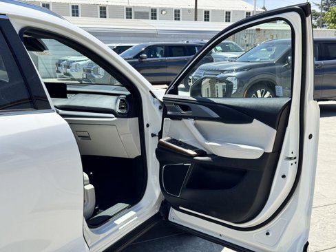 Used 2023 MAZDA CX-9 Signature image 19