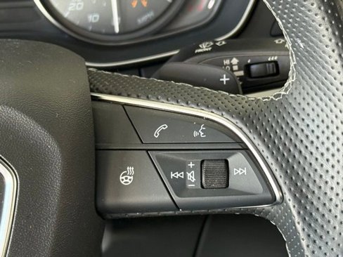 Used 2021 Audi SQ5 Premium w/ Convenience Package image 28