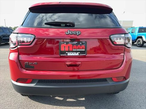 New 2025 Jeep Compass Latitude w/ Altitude Special Edition image 6
