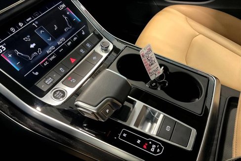 Certified 2025 Audi Q8 Premium image 17